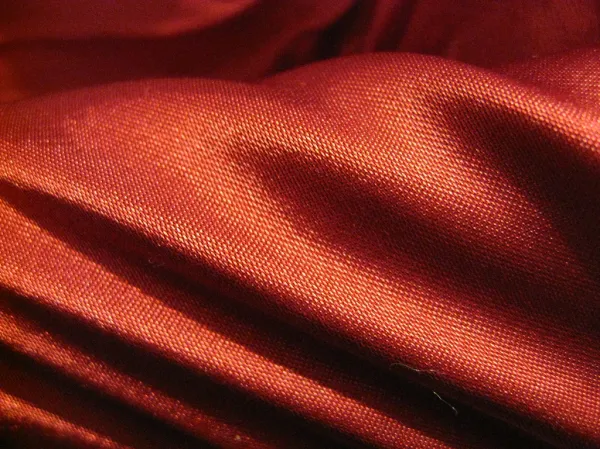 Matte Peau de Soie Satin thumbnail 2